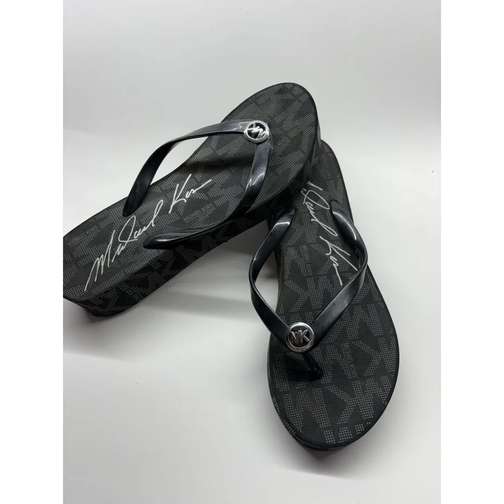 Michael Kors Bedford Platform Flip Flop Women 7 Black Jet Set Signature Low Heel